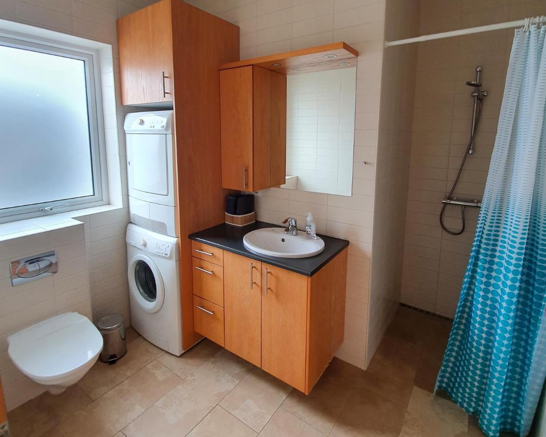 ซาลูฮุส อพาร์ตเมนต์ แอนด์ เฮาส์ Apartment อาคูเรย์รี ภายนอก รูปภาพ