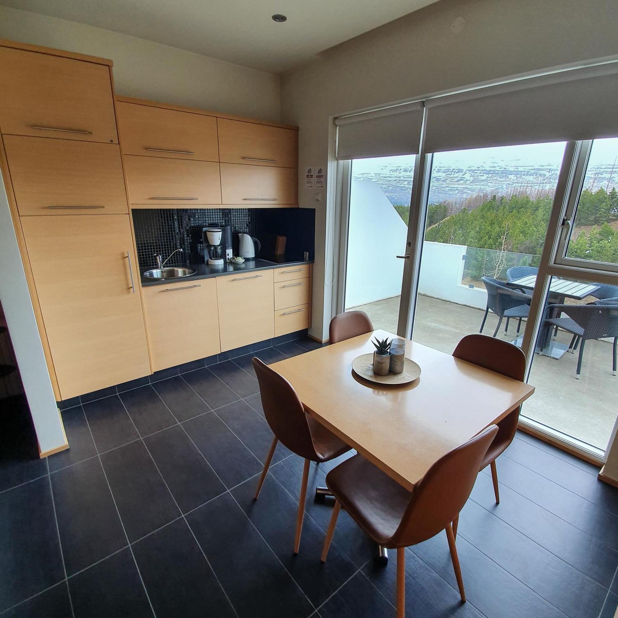 ซาลูฮุส อพาร์ตเมนต์ แอนด์ เฮาส์ Apartment อาคูเรย์รี ภายนอก รูปภาพ